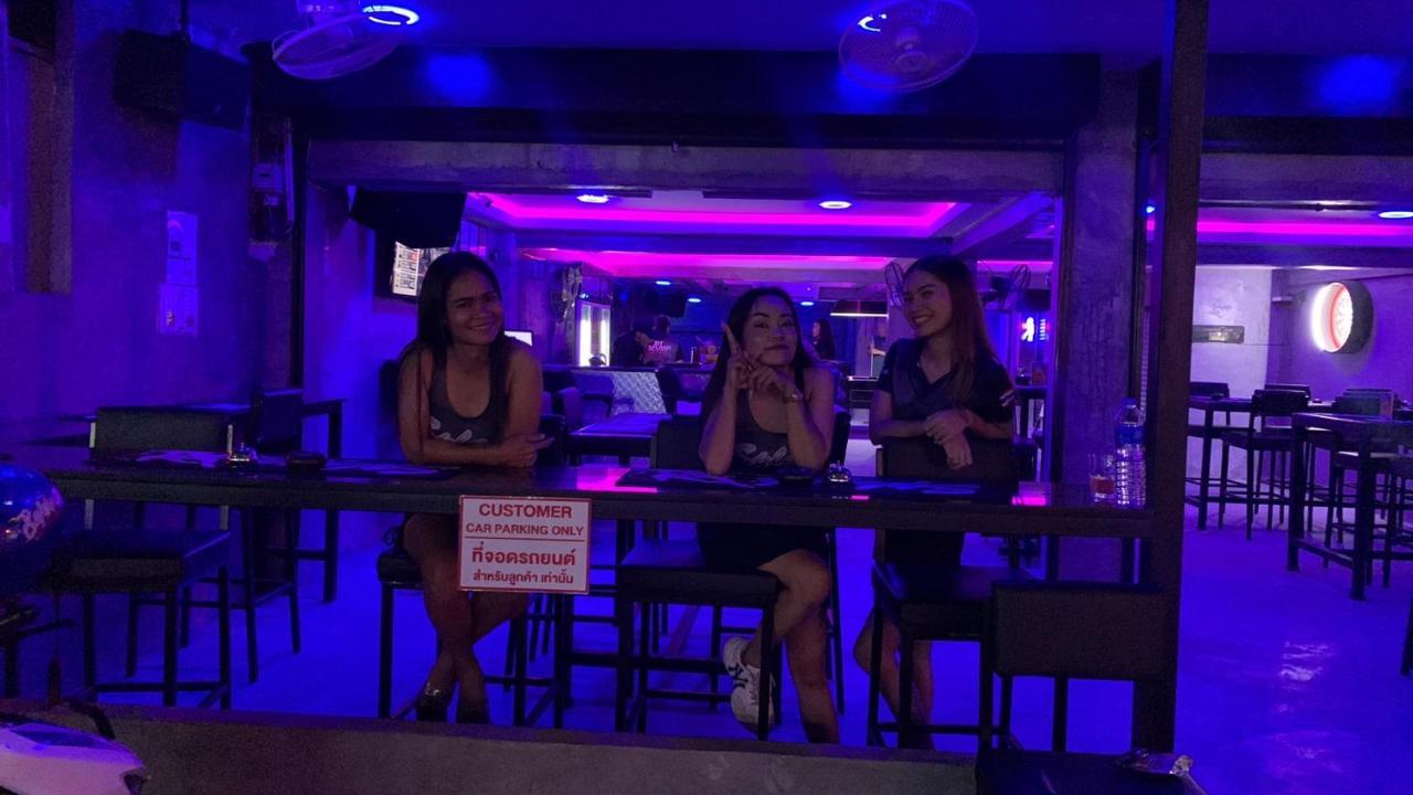 Splash Bar And Guesthouse Pattaya Dış mekan fotoğraf